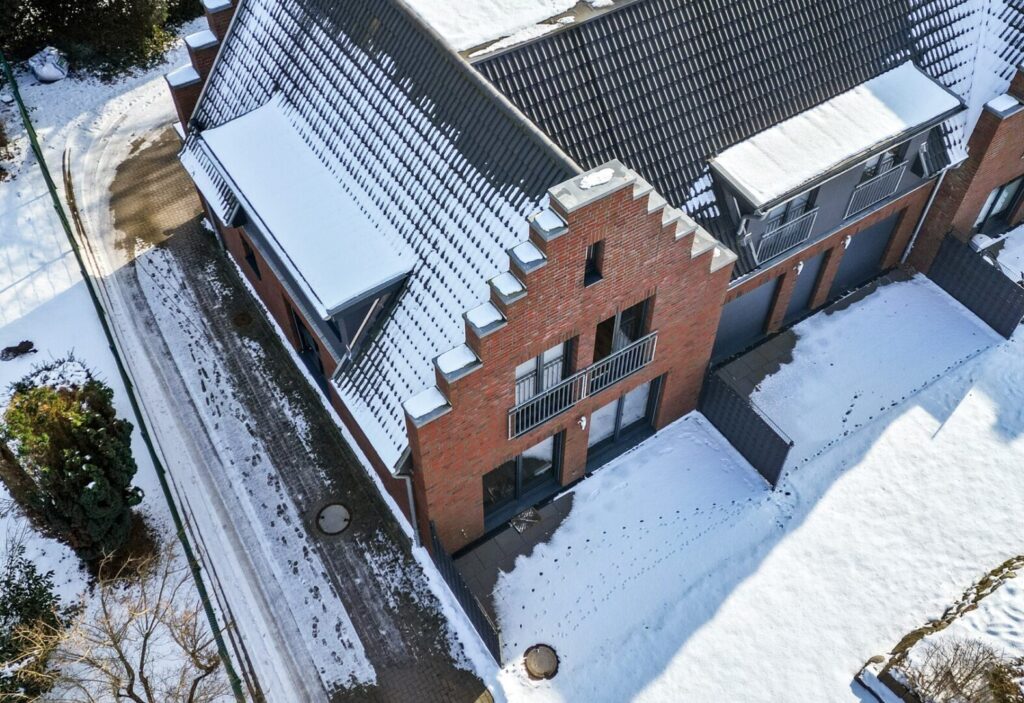 Endreihenhaus_mit_Holland-Flair_Quickborn_Außenansicht_hinten_Anja Braun Immobilien Hamburg - quer